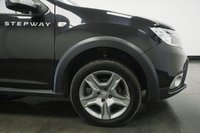 USED 2017 17 DACIA SANDERO STEPWAY 0.9 TCe Laureate Euro 6 (s/s) 5dr Service History, 2 Keys