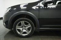 USED 2017 17 DACIA SANDERO STEPWAY 0.9 TCe Laureate Euro 6 (s/s) 5dr Service History, 2 Keys