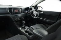 USED 2018 67 KIA SPORTAGE 1.6 GDi 1 Euro 6 (s/s) 5dr Service History, 2 Keys