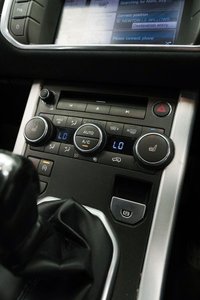 USED 2012 62 LAND ROVER RANGE ROVER EVOQUE 2.2 SD4 Dynamic 4WD Euro 5 (s/s) 5dr Service History, 2 Keys