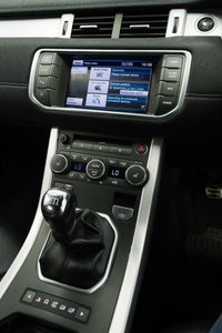 USED 2012 62 LAND ROVER RANGE ROVER EVOQUE 2.2 SD4 Dynamic 4WD Euro 5 (s/s) 5dr Service History, 2 Keys