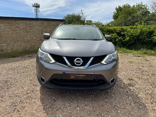 View our NISSAN QASHQAI