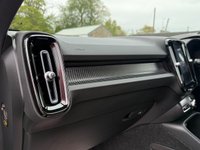 USED 2020 70 VOLVO XC40 1.5 T3 R-Design SUV 5dr Petrol Automatic 163 bhp 