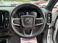 USED 2020 70 VOLVO XC40 1.5 T3 R-Design SUV 5dr Petrol Automatic 163 bhp 