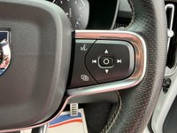 USED 2020 70 VOLVO XC40 1.5 T3 R-Design SUV 5dr Petrol Automatic 163 bhp 