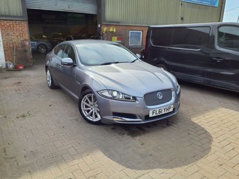 2011 JAGUAR XF 2.2d Luxury Saloon 4dr Diesel Auto Euro 5 (s/s) (190 ps) &pound;3700.00