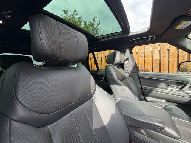 View our LAND ROVER RANGE ROVER