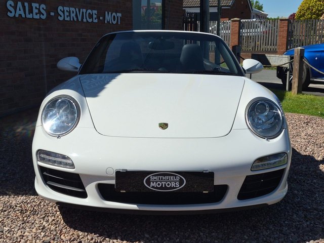 View our PORSCHE 911