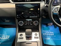 USED 2022 72 JAGUAR F-PACE 2.0 D200 MHEV R-Dynamic SE SUV 5dr Diesel Auto AWD 204 bhp 