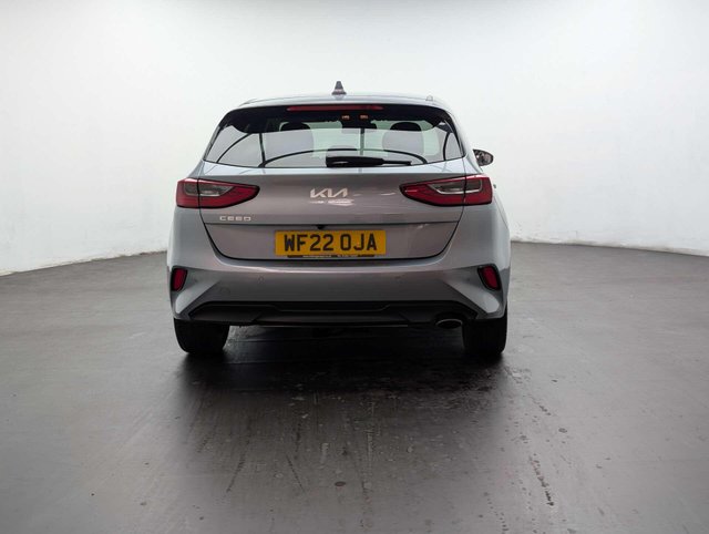 USED 2022 22 KIA CEED 1.5 Ceed 3 ISG 5dr CLICK+COLLECT / HOME DELIVERY