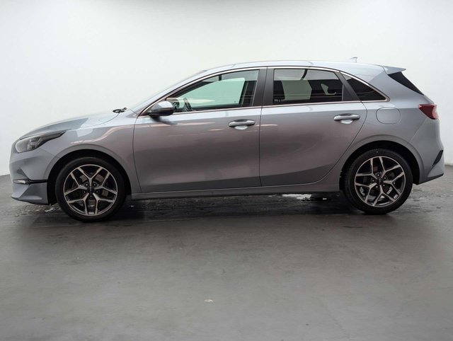 USED 2022 22 KIA CEED 1.5 Ceed 3 ISG 5dr CLICK+COLLECT / HOME DELIVERY