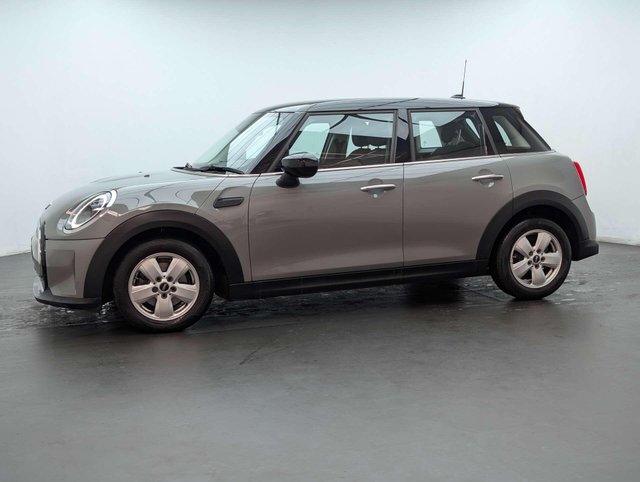 USED 2022 22 MINI HATCH 1.5 Cooper Classic 5dr CLICK+COLLECT / HOME DELIVERY