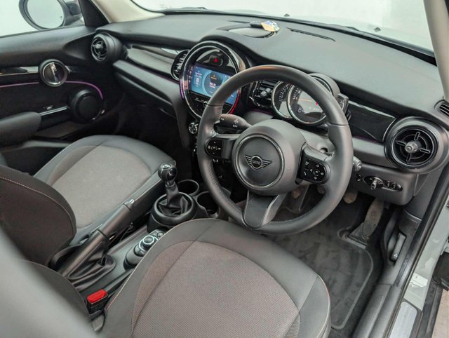USED 2022 22 MINI HATCH 1.5 Cooper Classic 5dr CLICK+COLLECT / HOME DELIVERY