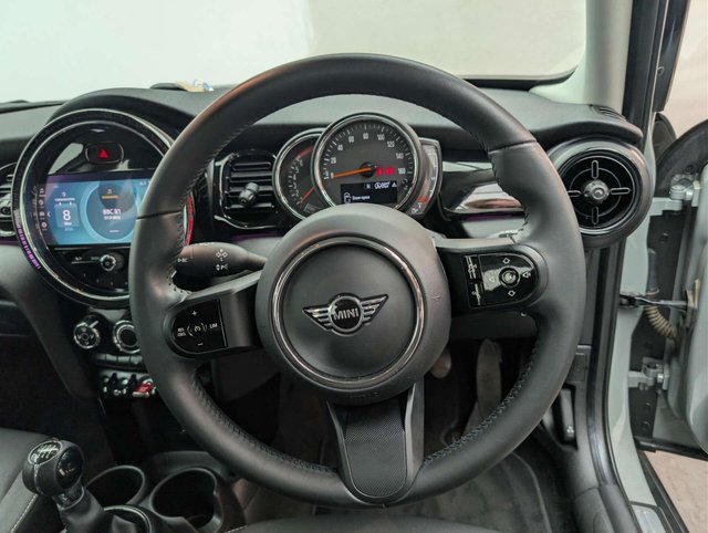 USED 2022 22 MINI HATCH 1.5 Cooper Classic 5dr CLICK+COLLECT / HOME DELIVERY