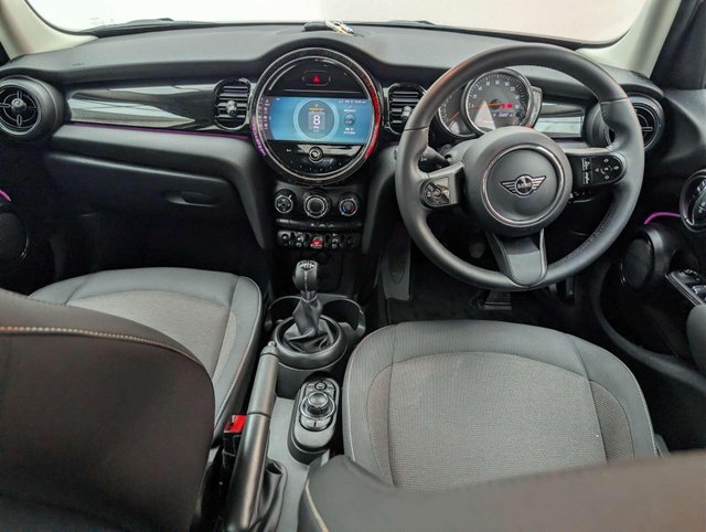 USED 2022 22 MINI HATCH 1.5 Cooper Classic 5dr CLICK+COLLECT / HOME DELIVERY