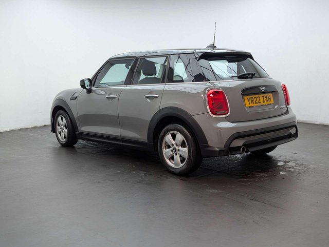 USED 2022 22 MINI HATCH 1.5 Cooper Classic 5dr CLICK+COLLECT / HOME DELIVERY