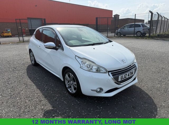 View our PEUGEOT 208