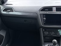 USED 2017 67 VOLKSWAGEN TIGUAN 2.0 TDI R-Line SUV 5dr Diesel Manual 4Motion Euro 6 (s/s) (150 ps) + SERVICE HISTORY + 20" ALLOY WHEELS + SIX (6) SPEED MANUAL GEARBOX + DAYTIME RUNNING LIGHTS + SUN ROOF + 4MOTION - ( 4 WHEEL DRIVE) + SATELLITE NAVIGATION + 1/2 LEATHER SEATS + HEATED FRONT SEATS + AUTO HEADLIGHTS + FRONT AND REAR PARKING SENSORS + DUAL CLIMATE CONTROL + CRUISE CONTROL + BLUETOOTH / TELEPHONE PREPARATION + RADIO / USB / DAB / MP3 PLAYER + MUCH MUCH MORE...