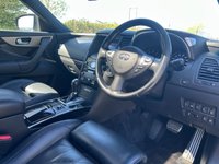 USED 2015 15 INFINITI QX70 3.0d V6 S Premium SUV 5dr Diesel Auto 4WD Euro 5 (238 ps) 