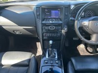 USED 2015 15 INFINITI QX70 3.0d V6 S Premium SUV 5dr Diesel Auto 4WD Euro 5 (238 ps) 