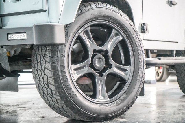 View our LAND ROVER DEFENDER