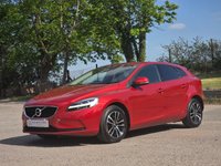 USED 2019 69 VOLVO V40 1.5 T2 Momentum Edition Hatchback 5dr Petrol Auto Euro 6 (s/s) (122 ps) FSH|WINTERPACK|ULEZ|6MWARRANTY
