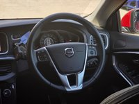 USED 2019 69 VOLVO V40 1.5 T2 Momentum Edition Hatchback 5dr Petrol Auto Euro 6 (s/s) (122 ps) FSH|WINTERPACK|ULEZ|6MWARRANTY