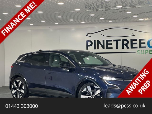View our RENAULT MEGANE E-TECH