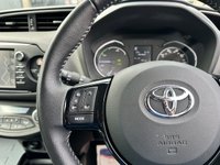 USED 2018 18 TOYOTA YARIS 1.5 VVT-h Icon Tech Hatchback 5dr Petrol Hybrid E-CVT Euro 6 (s/s) (100 ps) 