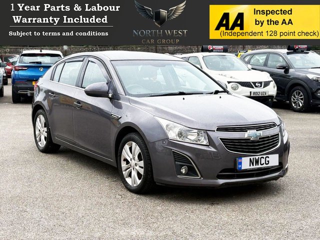View our Chevrolet Cruze 1.7 VCDi LTZ Hatchback 5dr Diesel Manual Euro 5 (s/s) (Nav) (130 ps) 12 MONTHS MOT ON SALE