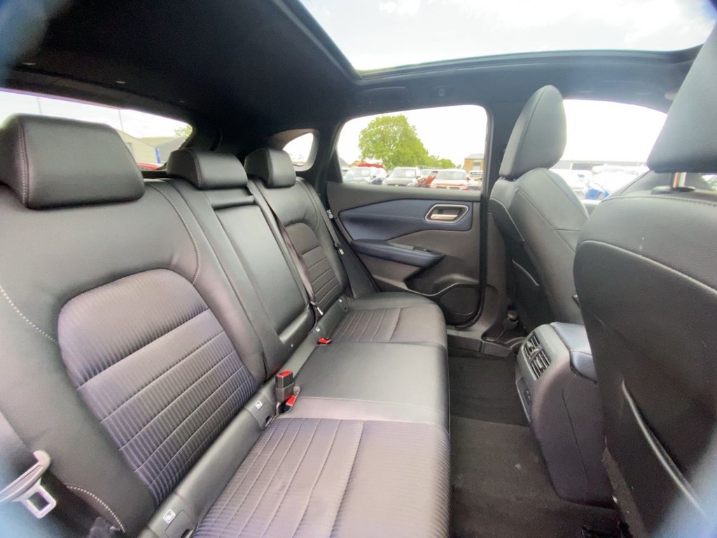 USED 2022 72 NISSAN QASHQAI 1.3 DIG-T MHEV Tekna SUV 5dr Petrol Hybrid XTRON Euro 6 (s/s) (158 ps) *CARPLAY+NAV+CAMERA+PAN ROOF*