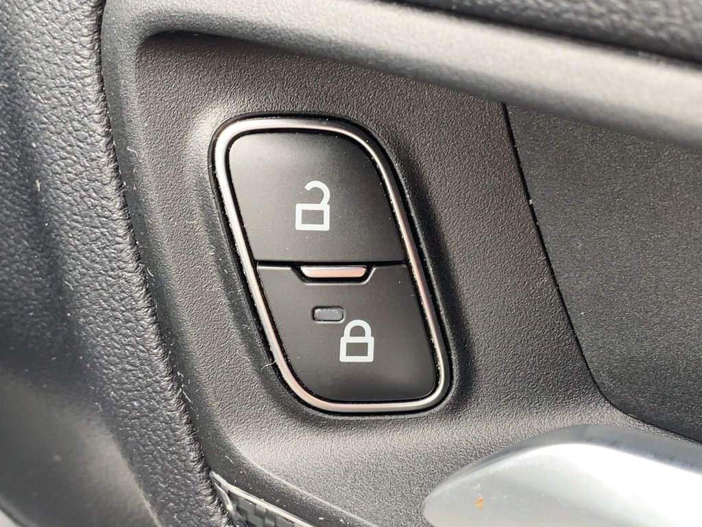 USED 2022 22 FORD KUGA 2.5h Duratec ST-Line Edition SUV 5dr Petrol Hybrid CVT Euro 6 (s/s) (190 ps) **1 OWNER+FROZEN WHITE+2 KEYS+FSH**