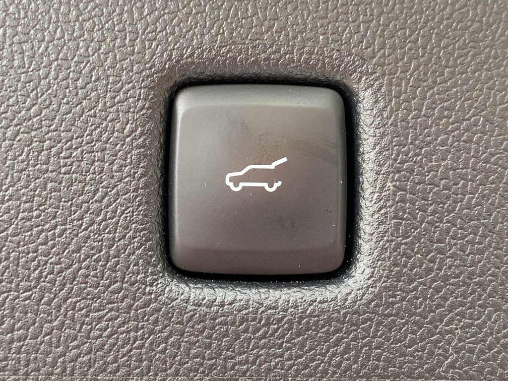 USED 2022 22 FORD KUGA 2.5h Duratec ST-Line Edition SUV 5dr Petrol Hybrid CVT Euro 6 (s/s) (190 ps) **1 OWNER+FROZEN WHITE+2 KEYS+FSH**