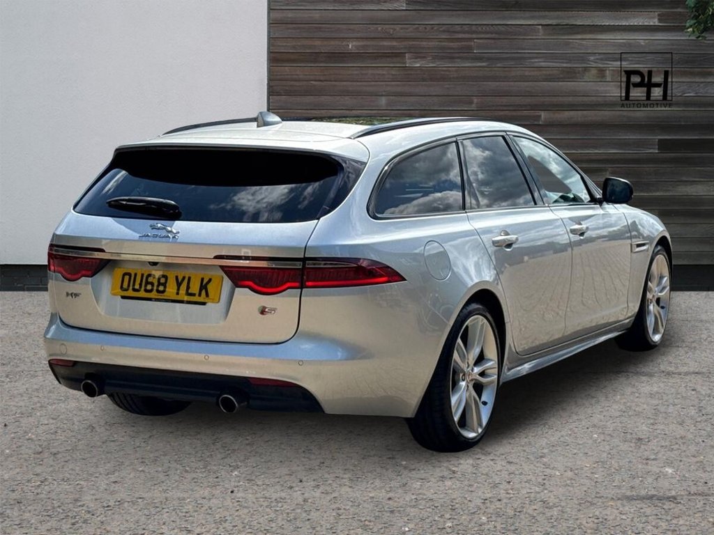 USED 2018 68 JAGUAR XF 3.0d V6 S Sportbrake 5dr Diesel Auto Euro 6 (s/s) (300 ps) PANORAMIC ROOF|TOW BAR|PRIVACY