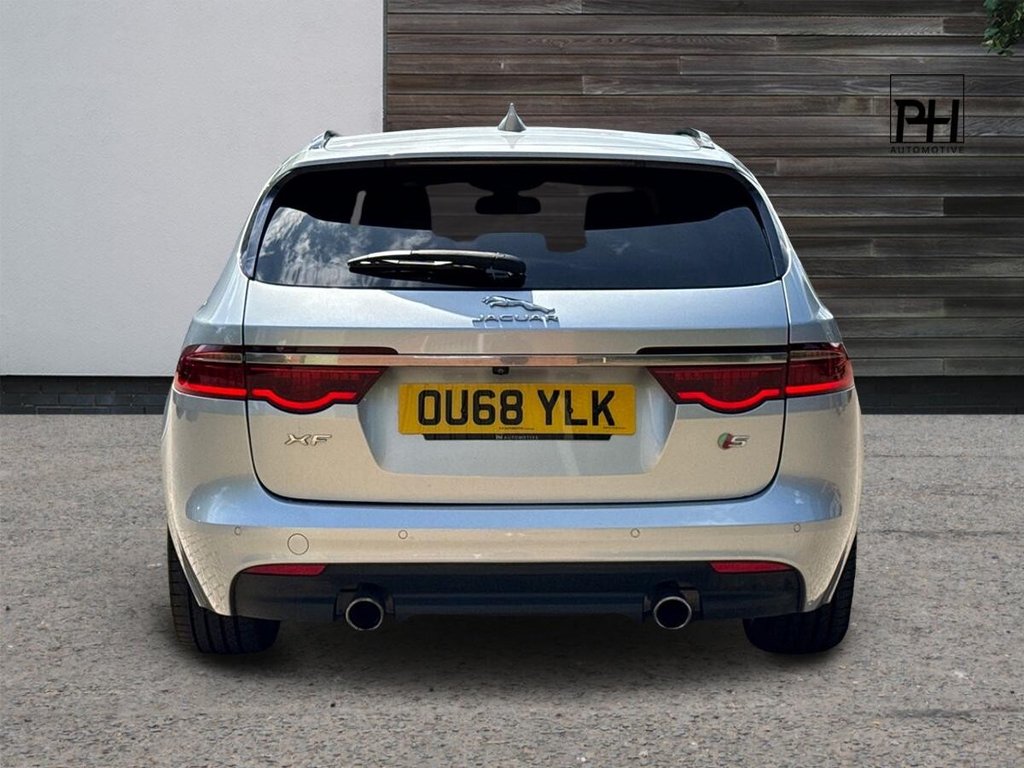 USED 2018 68 JAGUAR XF 3.0d V6 S Sportbrake 5dr Diesel Auto Euro 6 (s/s) (300 ps) PANORAMIC ROOF|TOW BAR|PRIVACY