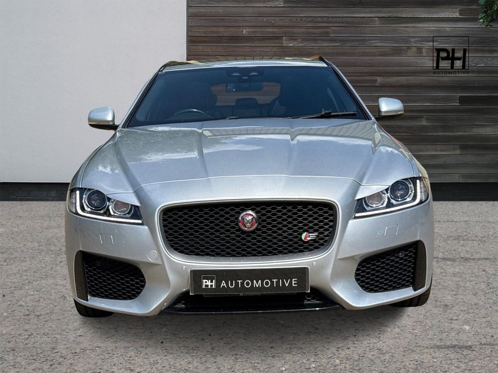 USED 2018 68 JAGUAR XF 3.0d V6 S Sportbrake 5dr Diesel Auto Euro 6 (s/s) (300 ps) PANORAMIC ROOF|TOW BAR|PRIVACY
