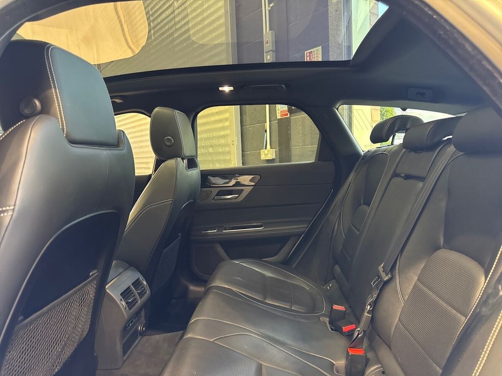 USED 2018 68 JAGUAR XF 3.0d V6 S Sportbrake 5dr Diesel Auto Euro 6 (s/s) (300 ps) PANORAMIC ROOF|TOW BAR|PRIVACY