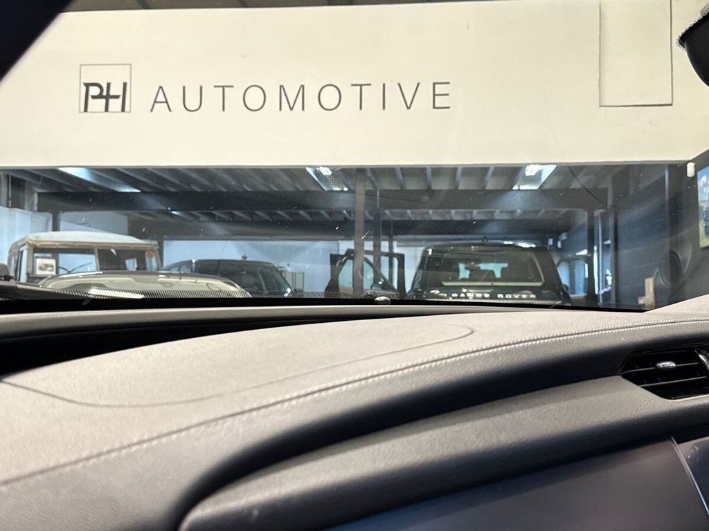 USED 2018 68 JAGUAR XF 3.0d V6 S Sportbrake 5dr Diesel Auto Euro 6 (s/s) (300 ps) PANORAMIC ROOF|TOW BAR|PRIVACY