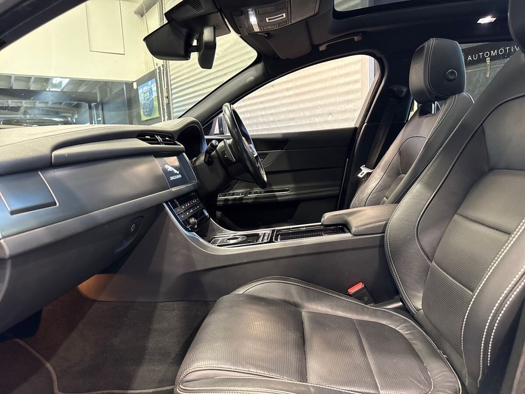 USED 2018 68 JAGUAR XF 3.0d V6 S Sportbrake 5dr Diesel Auto Euro 6 (s/s) (300 ps) PANORAMIC ROOF|TOW BAR|PRIVACY