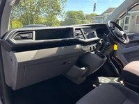 USED 2021 21 VOLKSWAGEN TRANSPORTER 2.0 TDI T32 Highline Kombi Double Cab 5dr Diesel Manual 4Motion SWB Euro 6 (s/s) (150 ps) FULL HISTORY+4 MOTION+FACTORY KOMBI