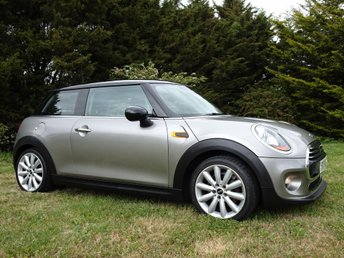 2017 MINI HATCH