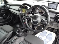 USED 2015 65 MINI COOPER 1.5 Cooper Hatchback 5dr Petrol Manual Euro 6 (s/s) (136 ps) Low Mileage High Spec