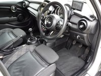 USED 2015 65 MINI COOPER 1.5 Cooper Hatchback 5dr Petrol Manual Euro 6 (s/s) (136 ps) Low Mileage High Spec
