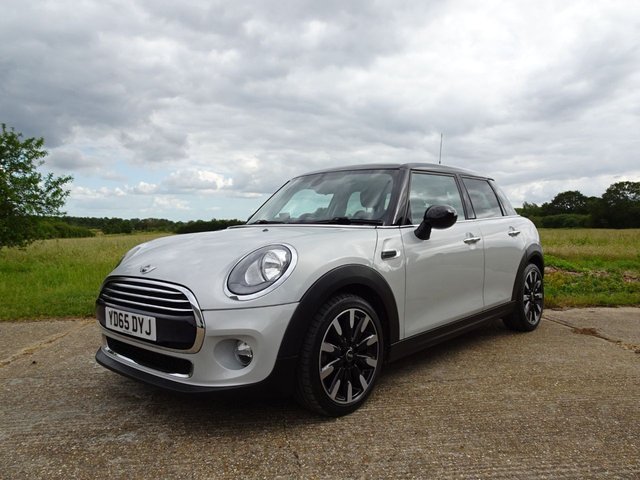 View our MINI COOPER