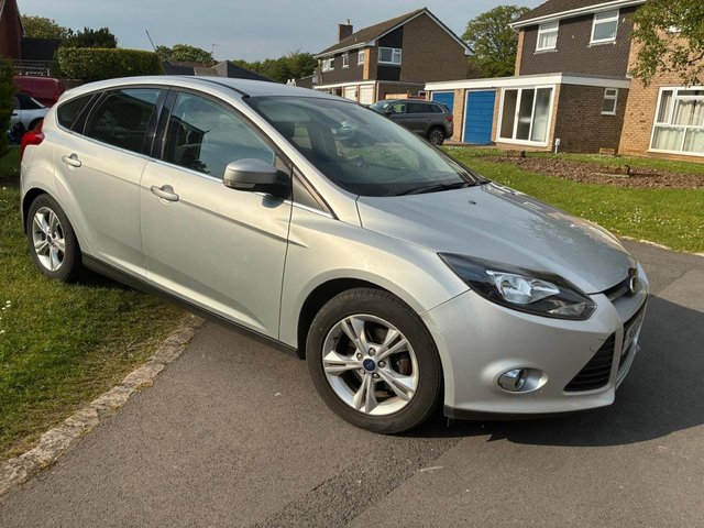 View our FORD FOCUS