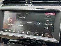 USED 2017 17 JAGUAR F-PACE 2.0 P250i Portfolio SUV 5dr Petrol Auto AWD Euro 6 (s/s) (250 ps) 