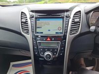 USED 2012 61 HYUNDAI I30 1.6 CRDi Blue Drive Style Nav Hatchback 5dr Diesel Manual Euro 5 (s/s) (128 ps) 