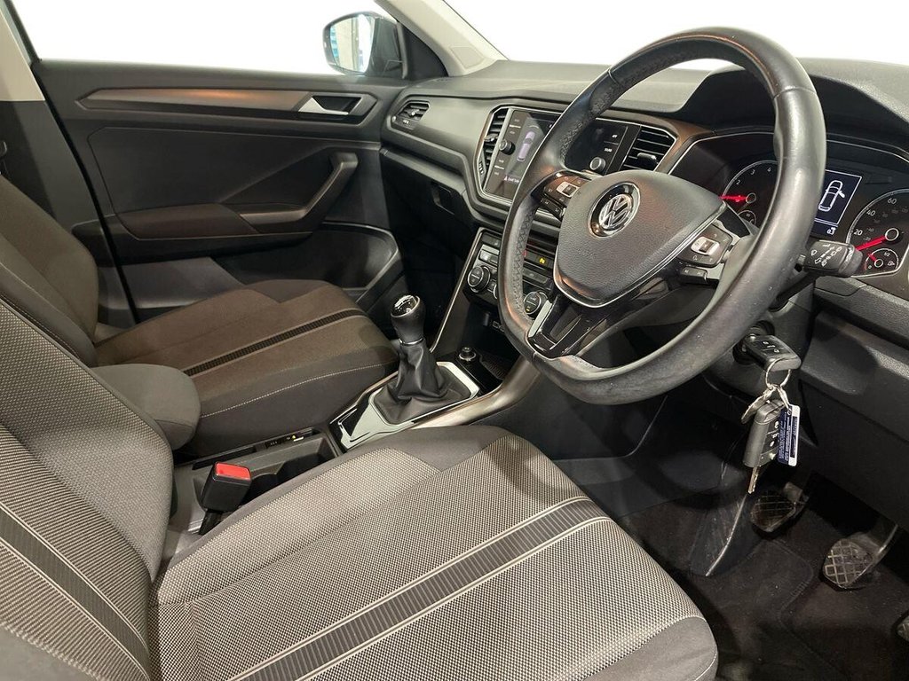 USED 2018 VOLKSWAGEN T-ROC 1.0 TSI SE SUV 5dr Petrol Manual Euro 6 (s/s) (115 ps) ULEZ COMPLIANT