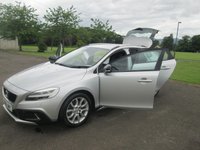 USED 2016 66 VOLVO V40 CROSS COUNTRY 2.0 T3 Pro Hatchback 5dr Petrol Manual Euro 6 (s/s) (152 ps) 