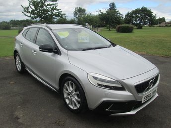 View our VOLVO V40 CROSS COUNTRY